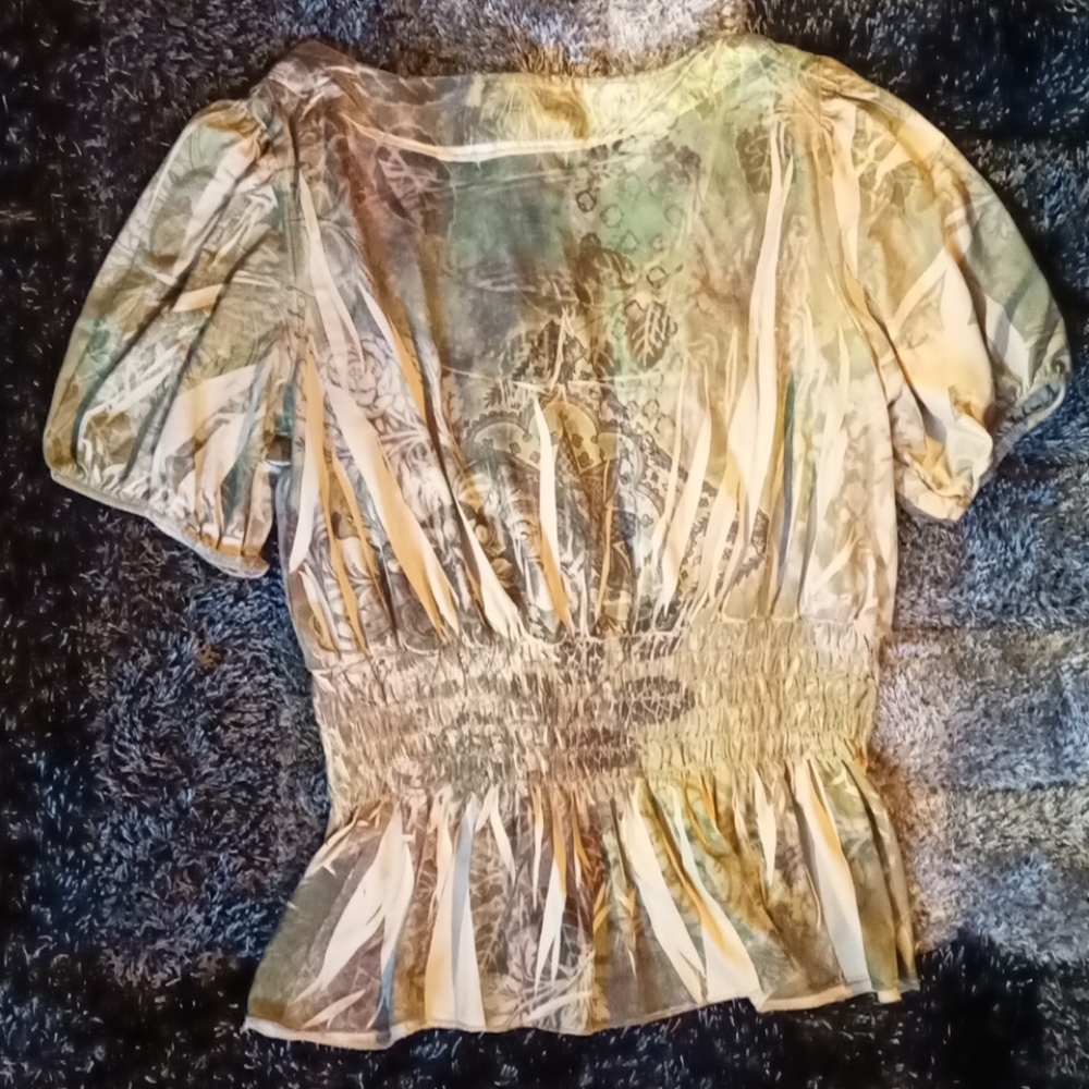 Pretty blouse - Picture 2 of 4